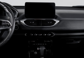 Подержанный автомобиль Chevrolet Captiva 2022 года (13 фото)