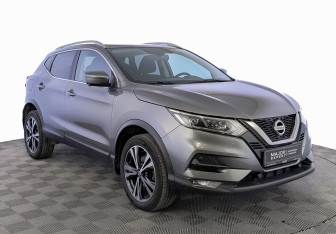 Подержанный автомобиль Nissan Qashqai 2021 года (3 фото)