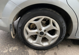 Подержанный автомобиль Ford Mondeo Sedan 2008 года (9 фото)