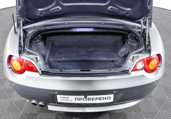 Подержанный автомобиль BMW Z4 Roadster 2004 года (18 фото)