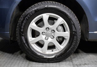 Подержанный автомобиль Audi Q5 2015 года (25 фото)