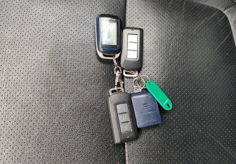 Подержанный автомобиль Mitsubishi Outlander 2012 года (18 фото)