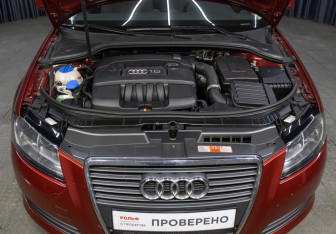 Подержанный автомобиль Audi A3 Hatchback 2009 года (9 фото)