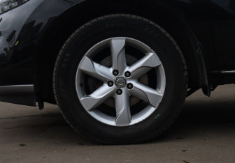 Подержанный автомобиль Nissan Murano Suv 2011 года (20 фото)