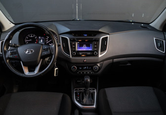 Подержанный автомобиль Hyundai Creta 2017 года (10 фото)