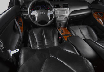 Подержанный автомобиль Toyota Camry Sedan 2011 года (8 фото)