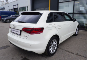 Подержанный автомобиль Audi A3 Hatchback 2013 года (5 фото)