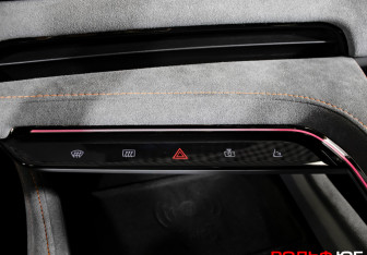 Подержанный автомобиль Zeekr 001 2023 года (27 фото)