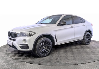 Подержанный автомобиль BMW X6 2016 года (1 фото)
