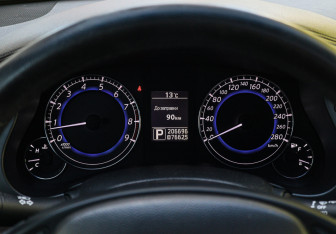 Подержанный автомобиль Infiniti EX 2013 года (18 фото)