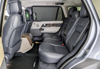 Подержанный автомобиль Land Rover Range Rover 2018 года (12 фото)