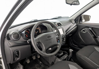 Подержанный автомобиль LADA (ВАЗ) Granta Liftback 2024 года (16 фото)