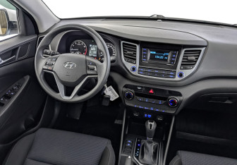 Подержанный автомобиль Hyundai Tucson 2015 года (28 фото)
