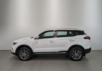 Подержанный автомобиль Geely Atlas Pro 2023 года (8 фото)