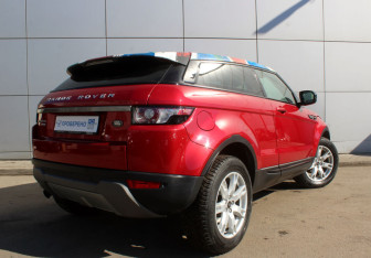 Подержанный автомобиль Land Rover Range Rover Evoque 2013 года (4 фото)