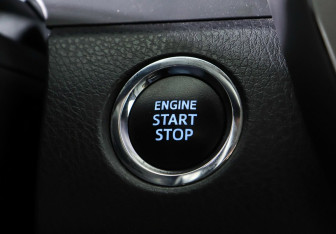 Подержанный автомобиль Toyota Camry Sedan 2020 года (19 фото)