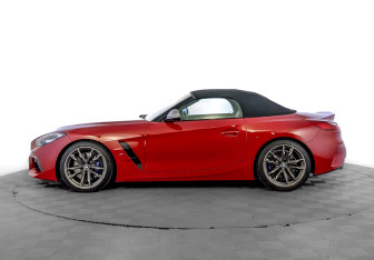 Подержанный автомобиль BMW Z4 Roadster 2021 года (8 фото)