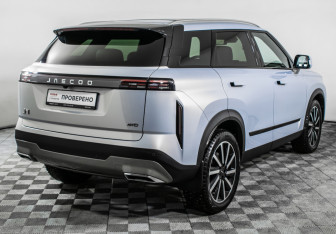 Подержанный автомобиль Jaecoo J7 2024 года (5 фото)