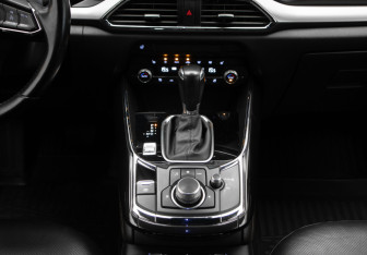 Подержанный автомобиль Mazda CX-9 2019 года (20 фото)