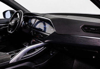 Подержанный автомобиль Geely Tugella 2023 года (9 фото)