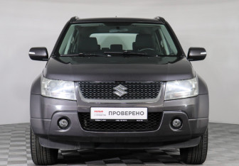 Подержанный автомобиль Suzuki Grand Vitara 2010 года (2 фото)