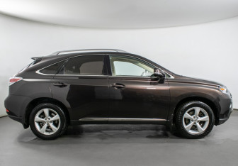 Подержанный автомобиль Lexus RX 2015 года (4 фото)
