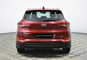 Подержанный автомобиль Hyundai Tucson 2015 года (4 фото)