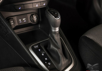 Подержанный автомобиль Hyundai Solaris Sedan 2017 года (13 фото)