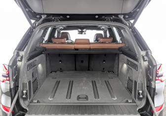 Новый BMW X5 2025 (8 фото)