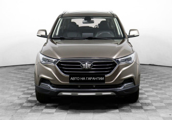 Подержанный автомобиль FAW Besturn X40 2019 года (2 фото)