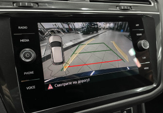 Подержанный автомобиль Volkswagen Tiguan 2017 года (2 фото)