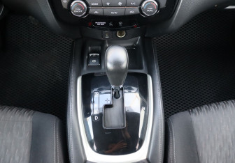 Подержанный автомобиль Nissan X-Trail 2019 года (18 фото)