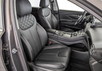 Подержанный автомобиль Hyundai Santa Fe 2022 года (24 фото)