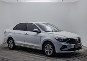 Подержанный автомобиль Jetta VA3 2022 года (7 фото)