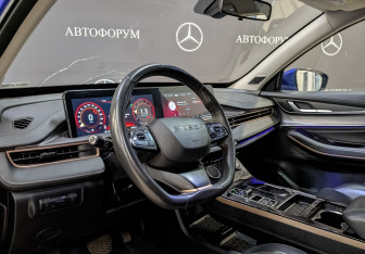 Подержанный автомобиль Exeed LX 2022 года (14 фото)