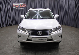 Подержанный автомобиль Lexus RX 2015 года (2 фото)