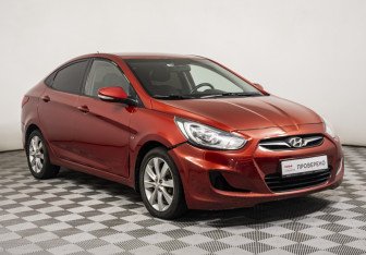 Подержанный автомобиль Hyundai Solaris Sedan 2012 года (3 фото)