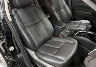 Подержанный автомобиль Nissan X-Trail 2018 года (21 фото)