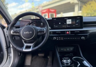 Новый Kia K5 2026 (10 фото)