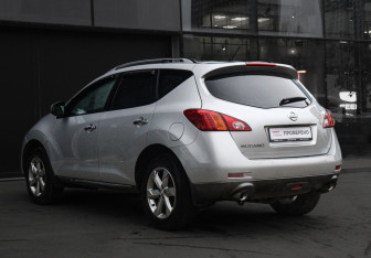 Подержанный автомобиль Nissan Murano Suv 2011 года (7 фото)