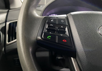 Подержанный автомобиль Hyundai Creta 2017 года (13 фото)