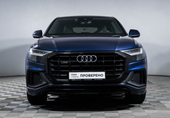 Подержанный автомобиль Audi Q8 2019 года (2 фото)