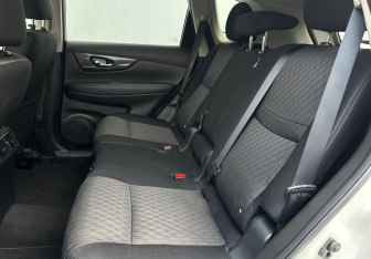 Подержанный автомобиль Nissan X-Trail 2019 года (10 фото)