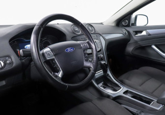 Подержанный автомобиль Ford Mondeo Sedan 2013 года (6 фото)