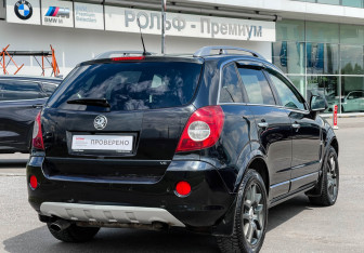 Подержанный автомобиль Opel Antara 2008 года (5 фото)