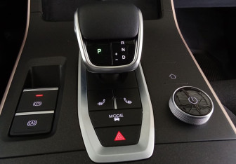 Подержанный автомобиль Omoda C5 2023 года (15 фото)