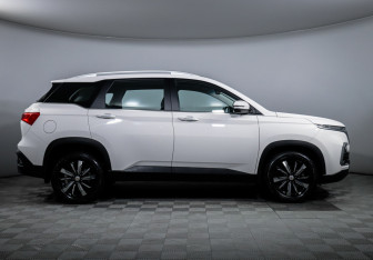 Подержанный автомобиль Chevrolet Captiva 2021 года (4 фото)