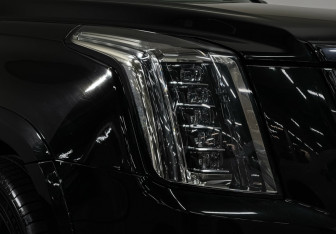 Подержанный автомобиль Cadillac Escalade Suv 2019 года (21 фото)