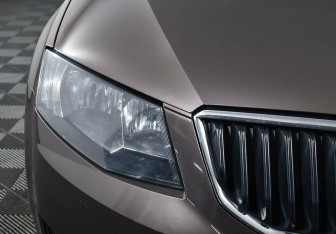 Подержанный автомобиль Skoda Octavia Wagon 2014 года (7 фото)