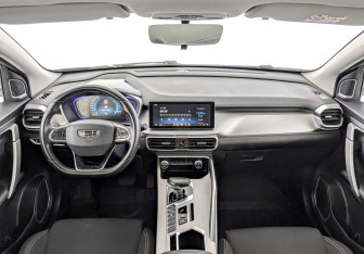 Подержанный автомобиль Geely Coolray 2022 года (14 фото)